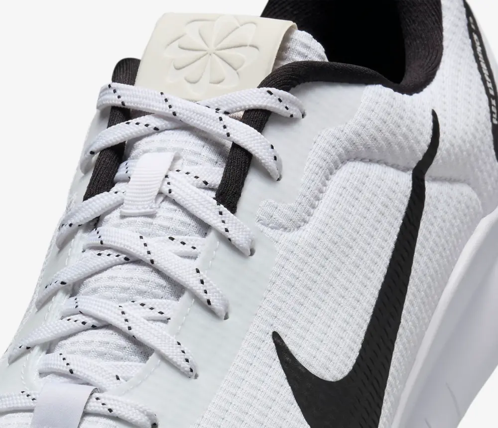 Alternative view of Giày Nike Flex Experience Run 12 ‘White Black’ DV0740-101