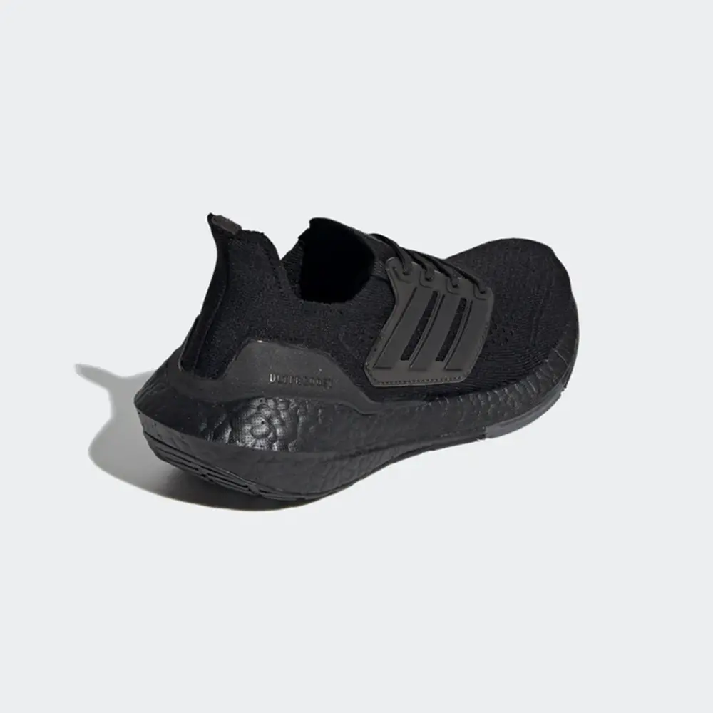 Alternative view of Giày Adidas Ultra Boost 21 J 'Triple Black' FY5390