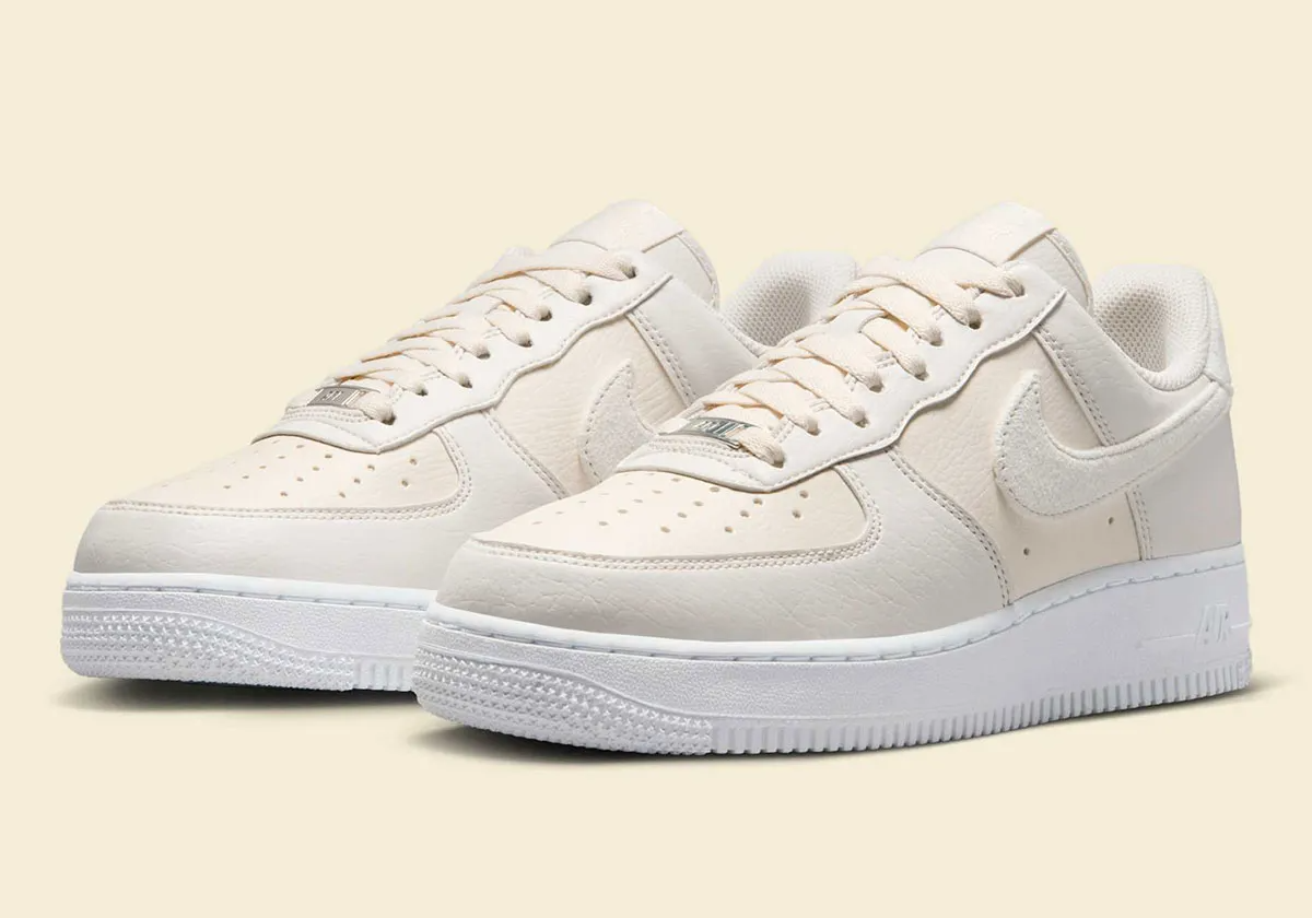 Giày Nike Air Force 1 ‘Coconut Milk’ HQ3905-001 - Ảnh 2
