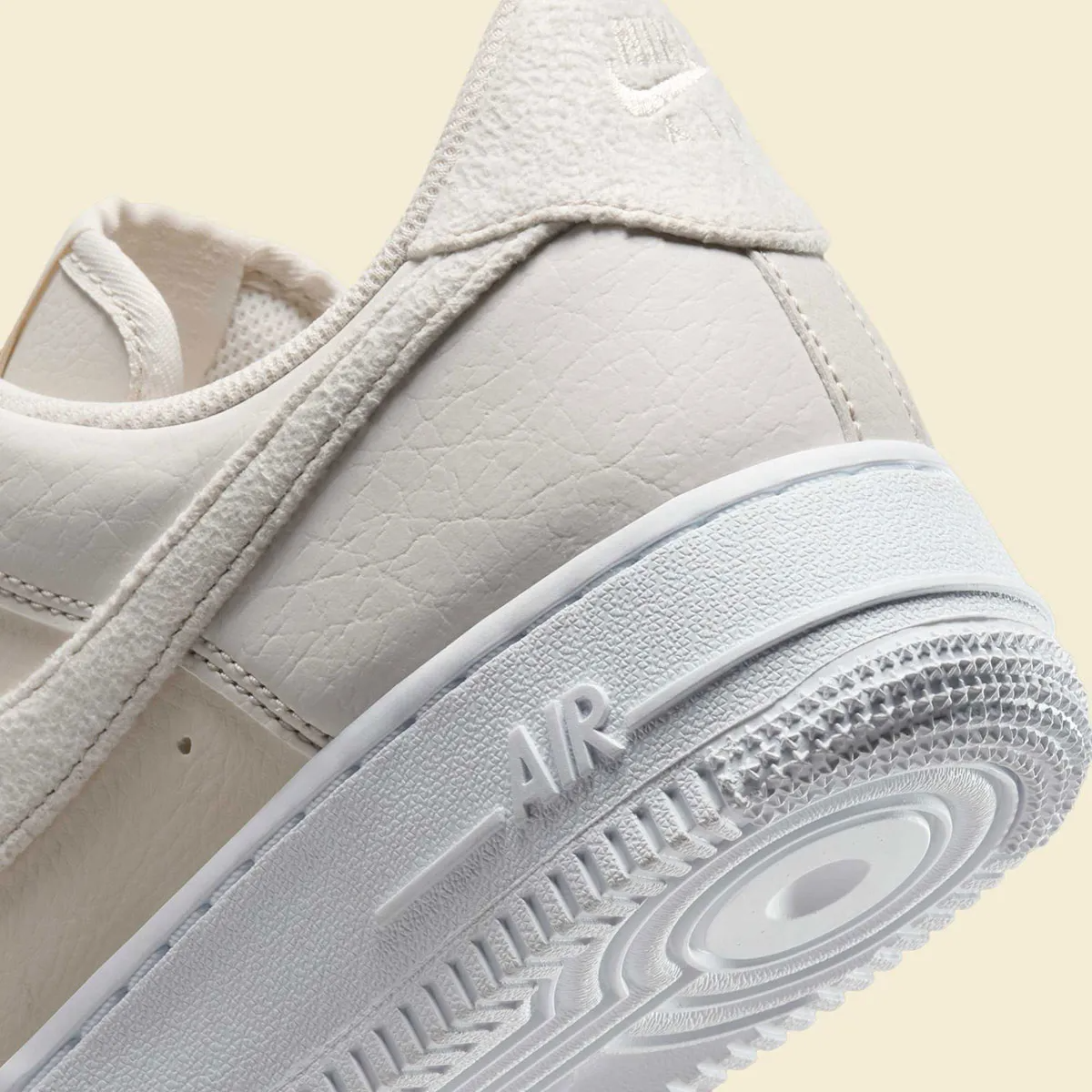 Giày Nike Air Force 1 ‘Coconut Milk’ HQ3905-001 - Ảnh 4