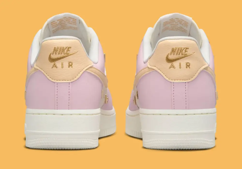 Alternative view of Giày Nike Air Force 1 ‘Mini Swoosh’ IB2574-600