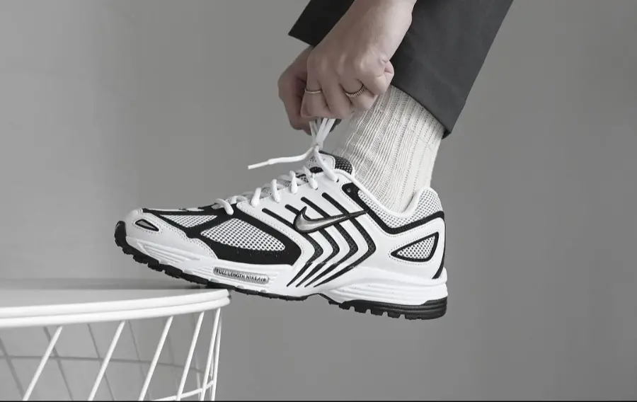 Giày Nike Air Pegasus 2005 ‘White Black’ FJ1909-100 - Ảnh 4