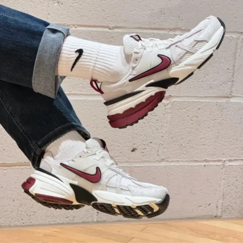 Giày Nike V2K Run SE ‘White Team Red’ HQ3500-100 - Ảnh 9