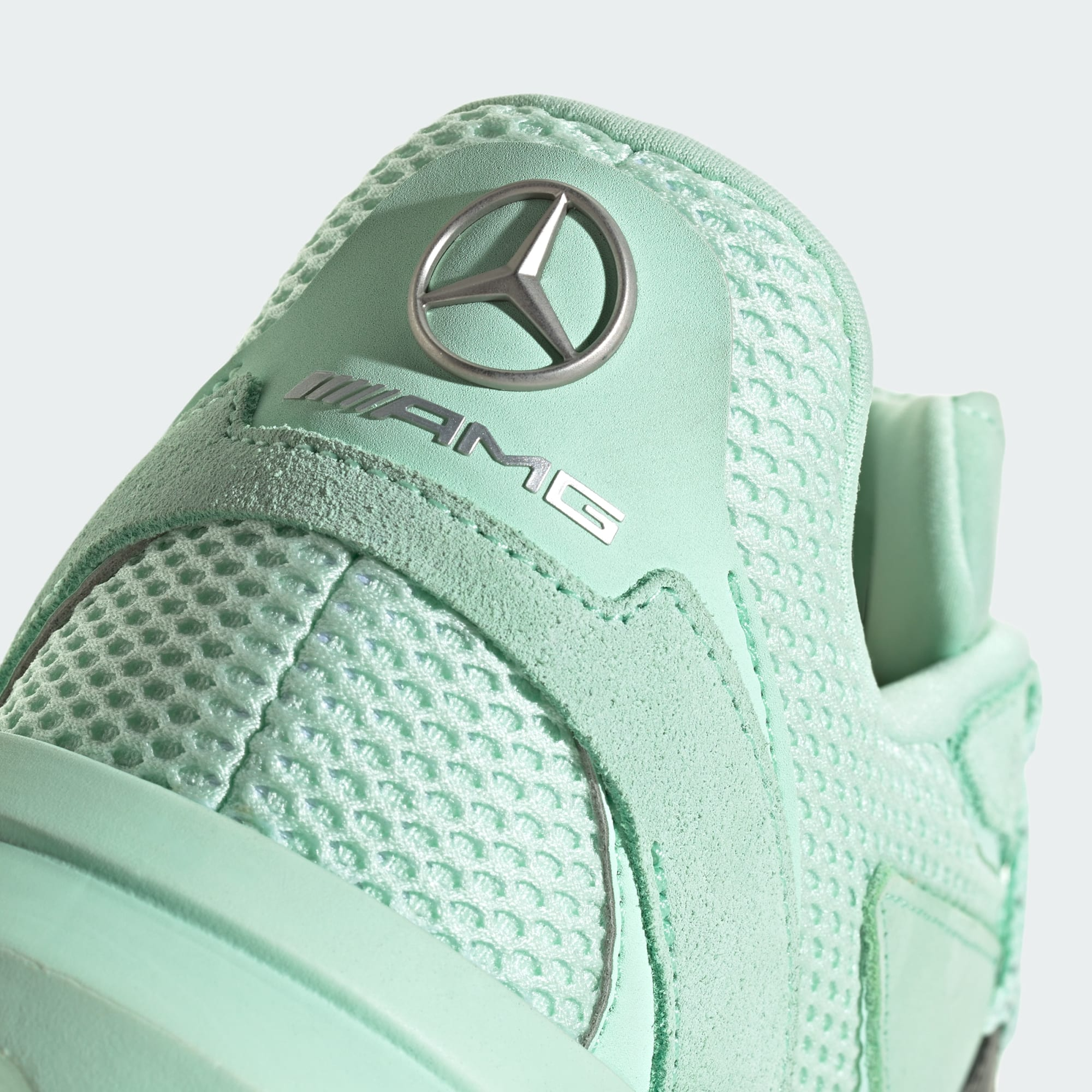 Alternative view of Giày Adidas Lightblaze x Mercedes – AMG Petronas F1 Team ‘Frozen Green’ JR1056