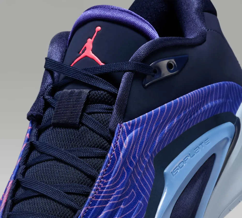 Alternative view of Giày Nike Air Jordan Luka 3 ‘Purple Comet’ FQ1284-500