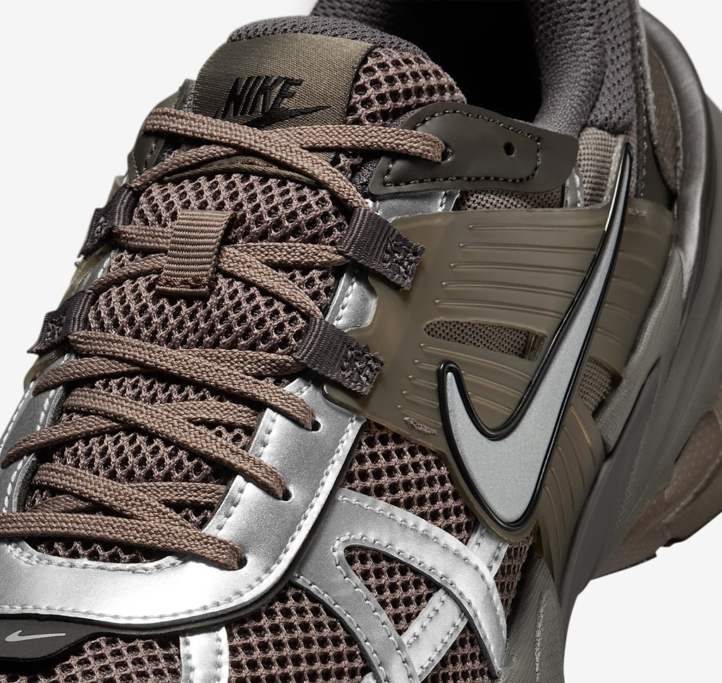 Giày Nike V2K Run ‘Cave Stone Silver Black’ HQ1678-200 - Ảnh 3