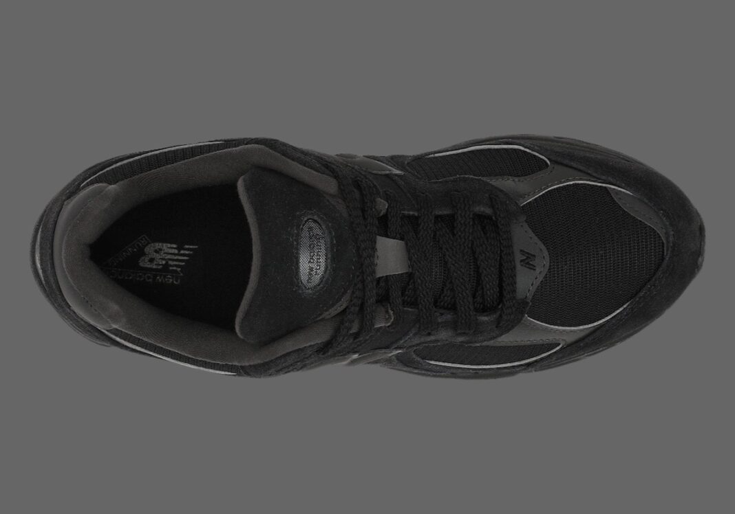 Giày New Balance 2002R ‘Triple Black Suede’ U2002RBL - Ảnh 6