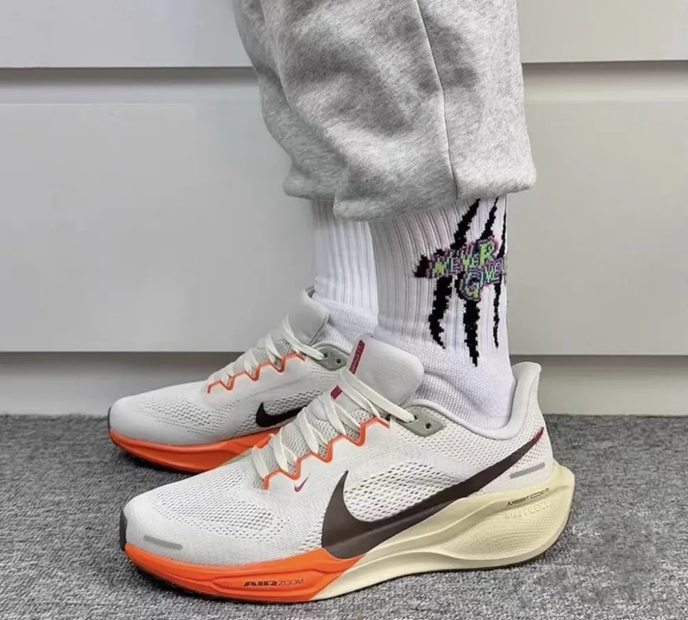 Giày Nike Air Zoom Pegasus 41 ‘Year Of The Snake’ HV5975-102 - Ảnh 5