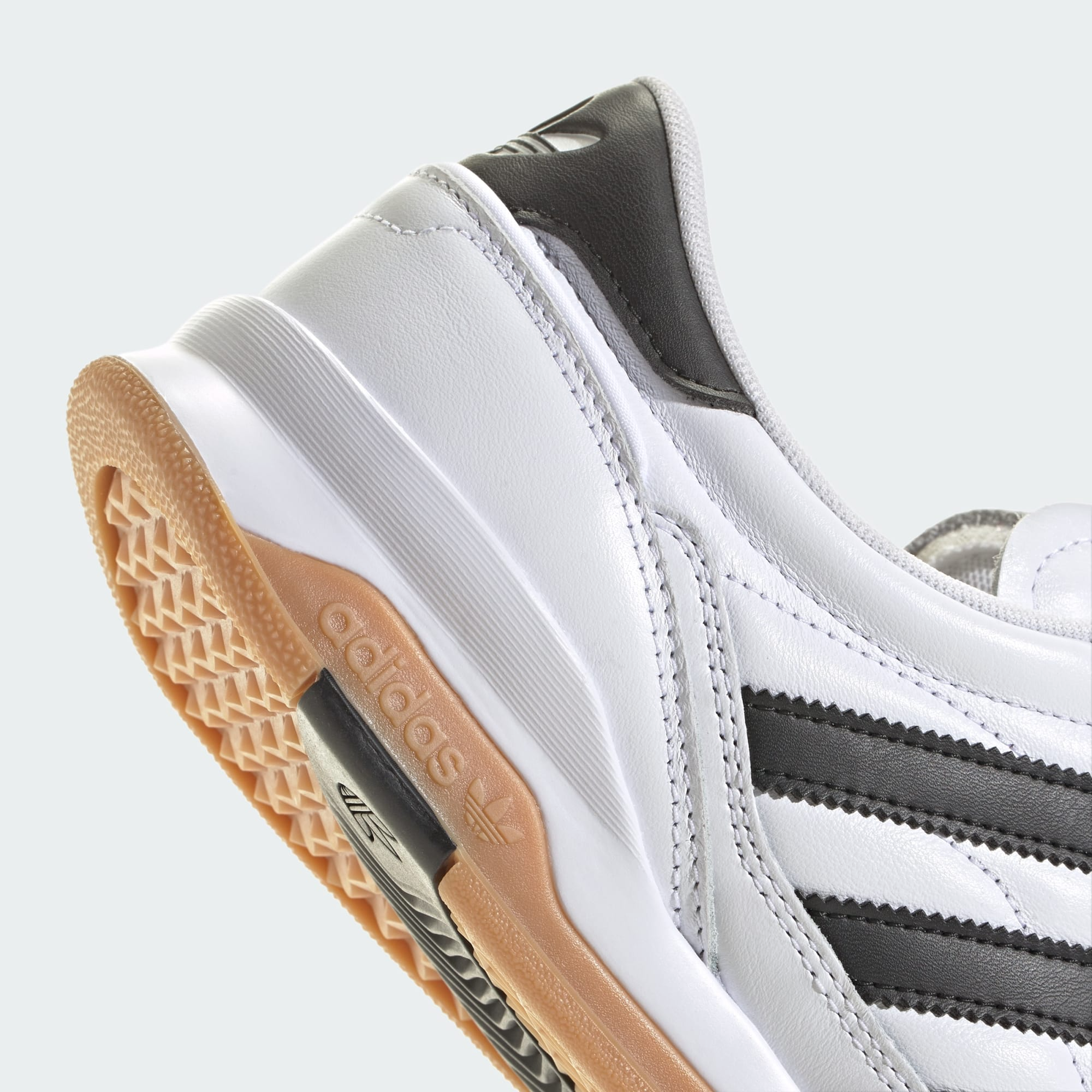 Alternative view of Giày Adidas Predator Mundial ‘Cloud White’ JH9493