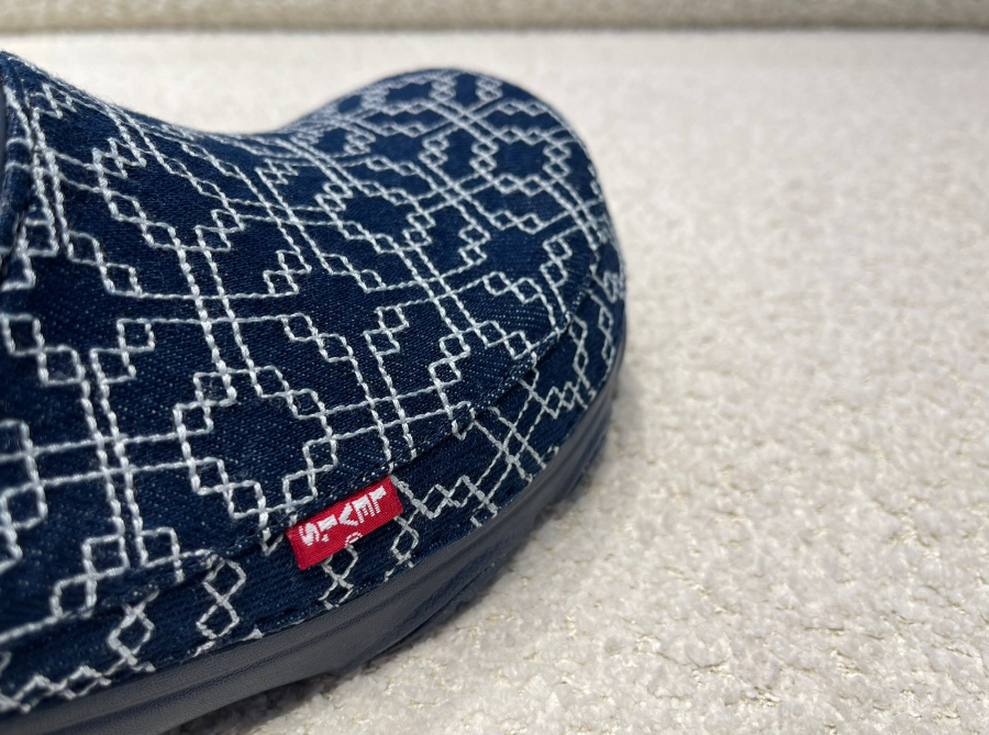 Dép Crocs Classic All-Terrain Clog ‘Levi’s Sashiko’ 208917-410 - Ảnh 6