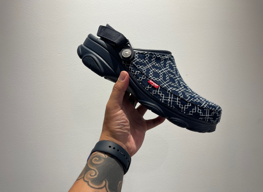 Dép Crocs Classic All-Terrain Clog ‘Levi’s Sashiko’ 208917-410 - Ảnh 7