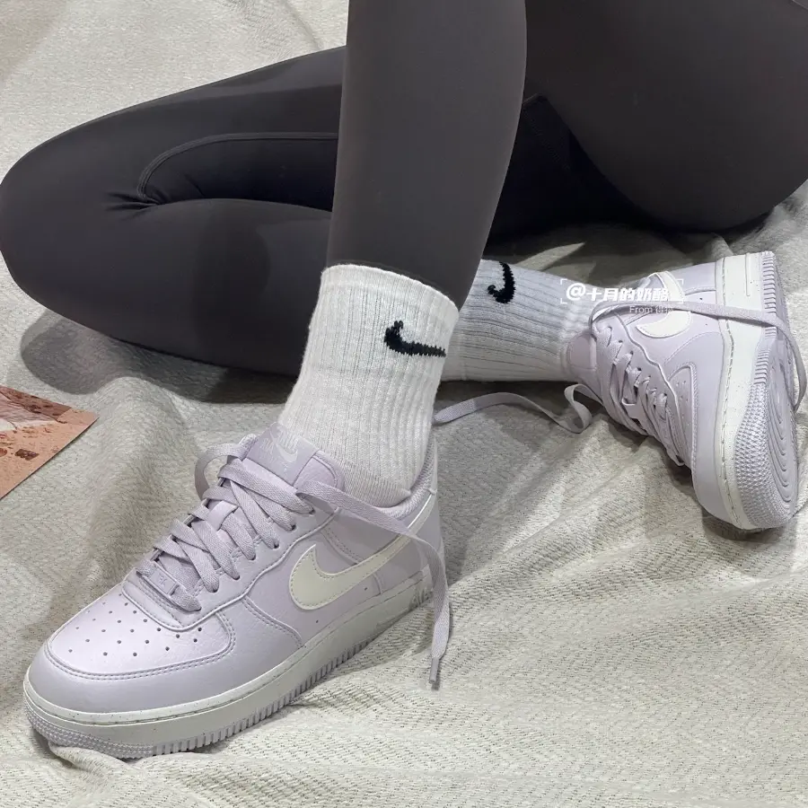 Alternative view of Giày Nike Air Force 1 Low Wmns ‘Barely Grape’ DV3808-500
