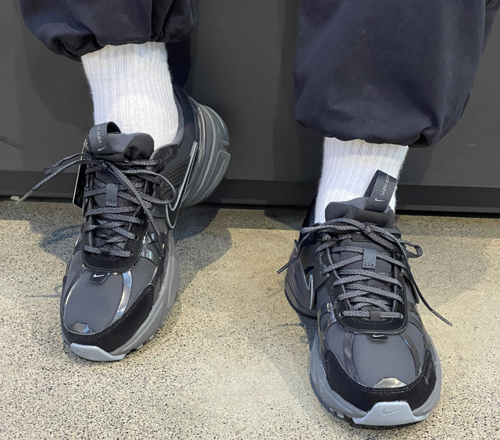 Giày Nike V2K Run Gore-Tex ‘Black Iron Grey’ FZ2622-001 - Ảnh 3