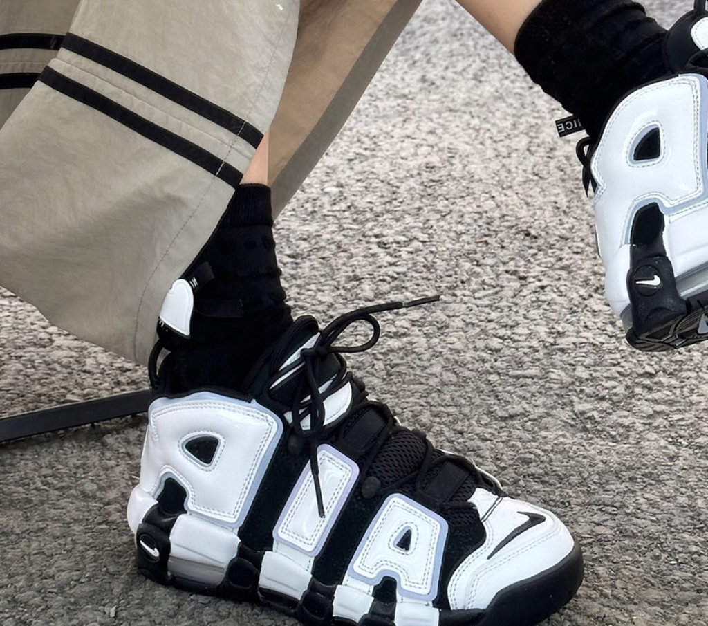 Giày Nike Air More Uptempo ‘Black Cobalt Bliss’ DQ6200-001 - Ảnh 2