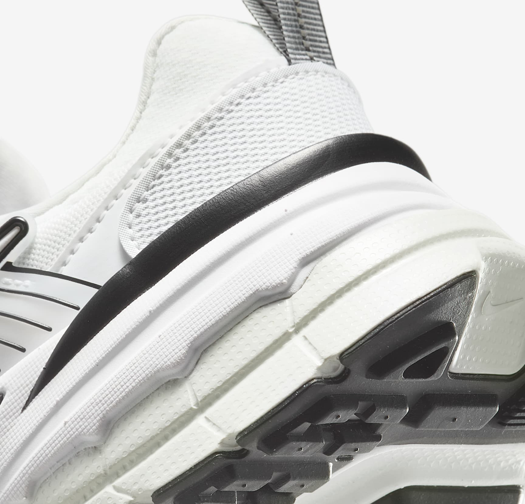 Alternative view of Giày Nike V2K Run ‘Summit White Platinum Tint’ HF5342-100