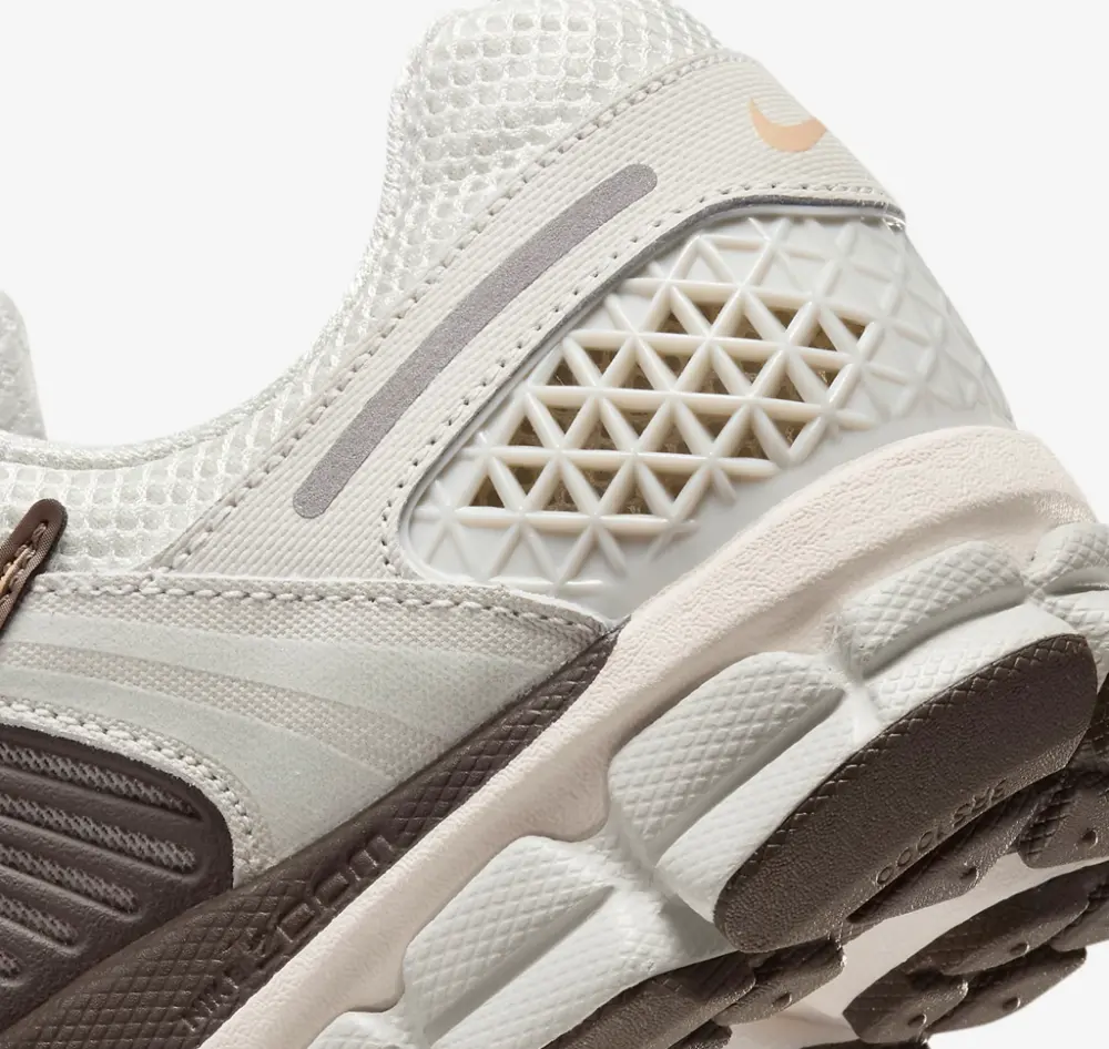 Giày Nike Zoom Vomero 5 'Light Bone Sesame' HM9657-001 - Ảnh 6