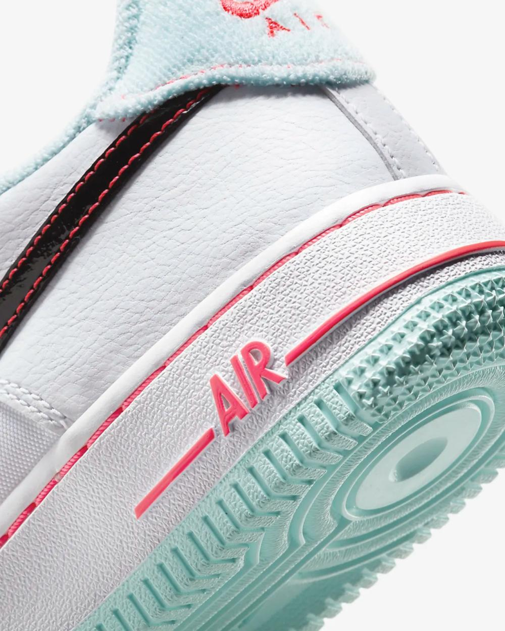 Giày Nike Air Force 1 ’07 LV8 GS ‘White Atomic Pink’ DD7709-100 - Ảnh 3