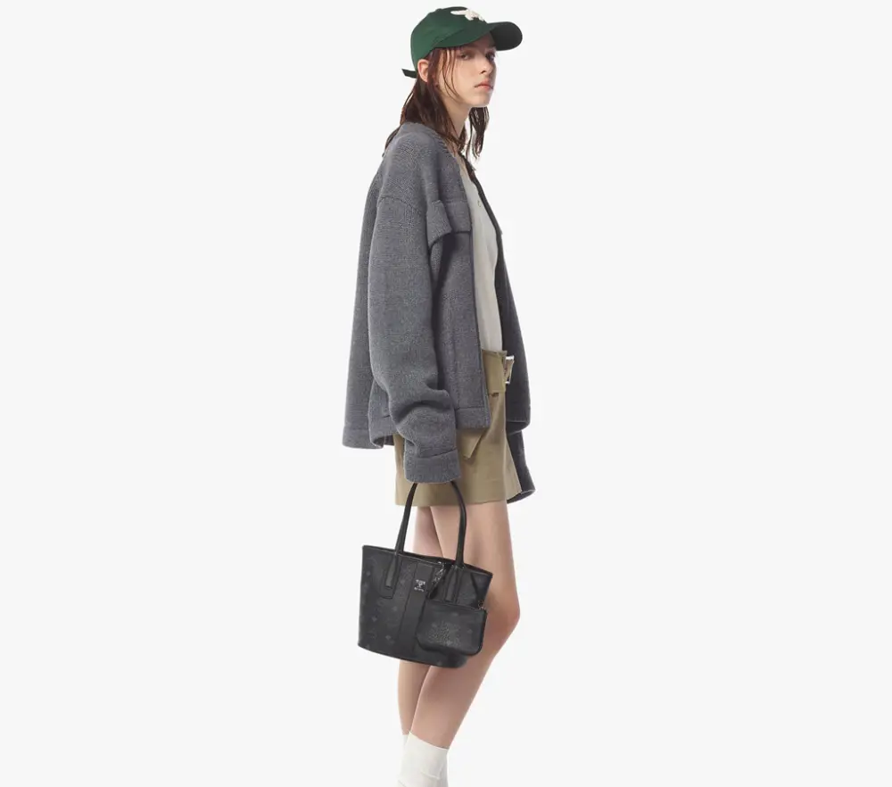 Alternative view of Túi MCM Reversible Liz Shopper 'Black' MWPDALR01BK001