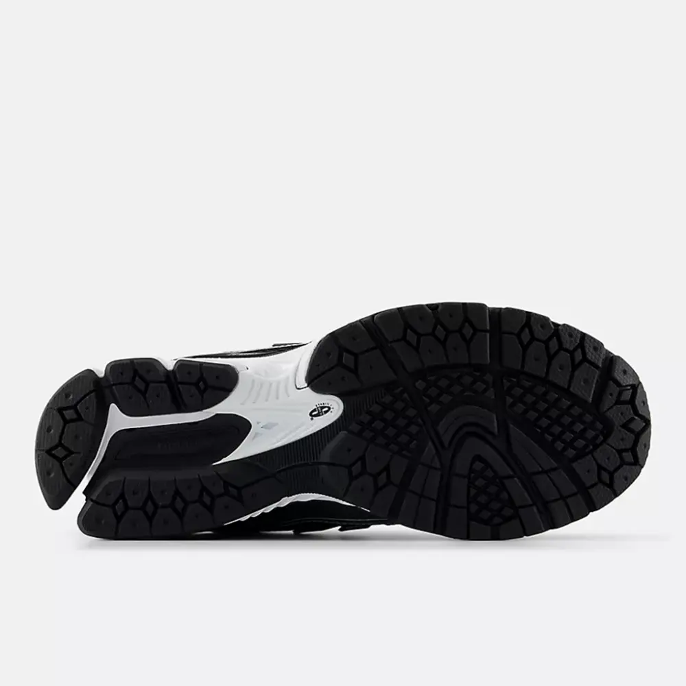 Alternative view of Giày New Balance 1906R 'Black Grey White' U1906RCF