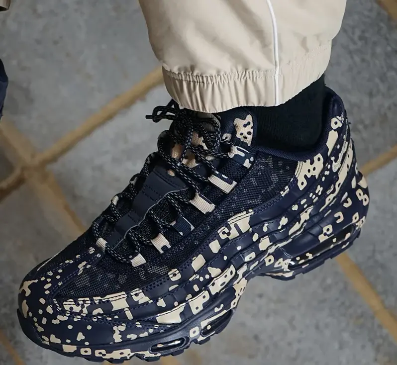 Giày Nike Cav Empt x Air Max 95 ‘Blackened Blue’ AV0765-400 - Ảnh 3