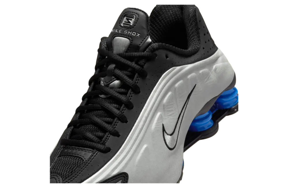 Alternative view of Giày Nike Shox R4 ‘Metallic Silver Black’ AR3565-006