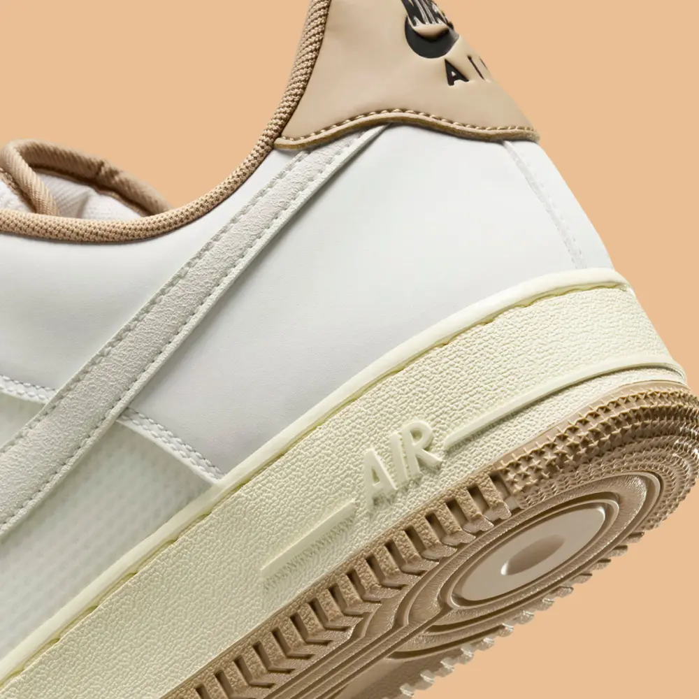 Alternative view of Giày Nike Air Force 1 Low ’07 LV8 ‘Summit White Khaki’ FZ5225-100