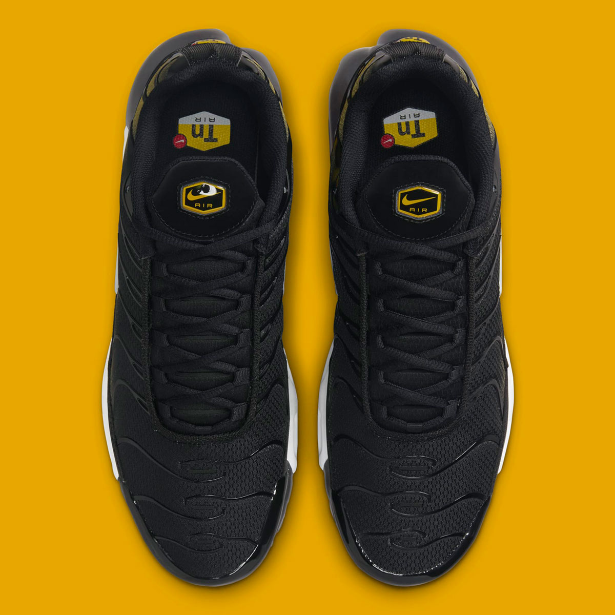 Giày Nike Air Max Plus ‘Black University Gold’ DM0032-013 - Ảnh 3