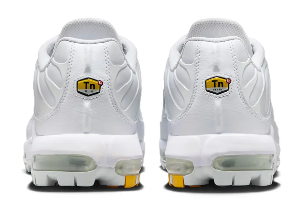 Giày Nike Air Max Plus Golf ‘Triple White’ FZ4150-100 - Ảnh 4