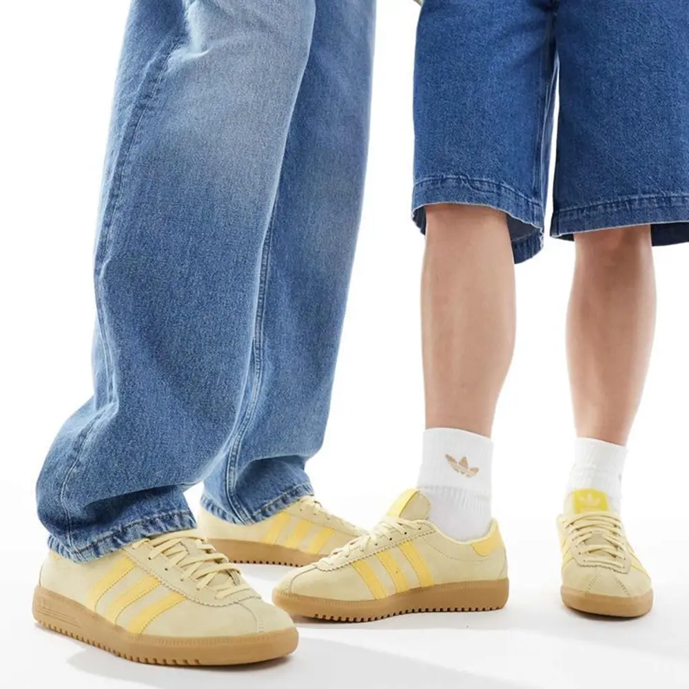 Alternative view of Giày Adidas Bermuda ‘Almost Yellow’ IH0301