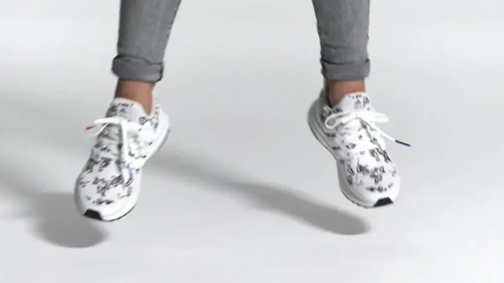 Alternative view of Giày Adidas UltraBoost DNA J ‘Sport Goofy Pack White’ FX0228