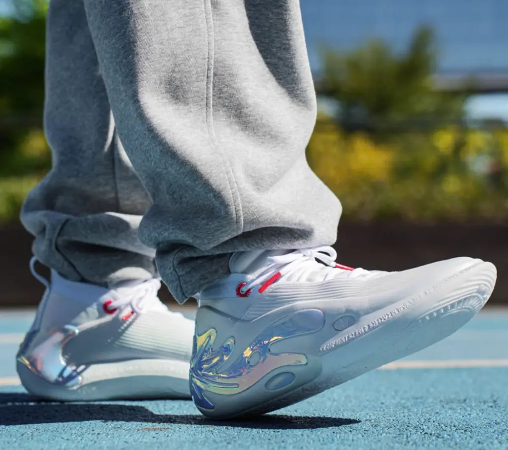 Alternative view of Giày Li-Ning Way of Wade 11 'Flash Silver' ABAU049-18