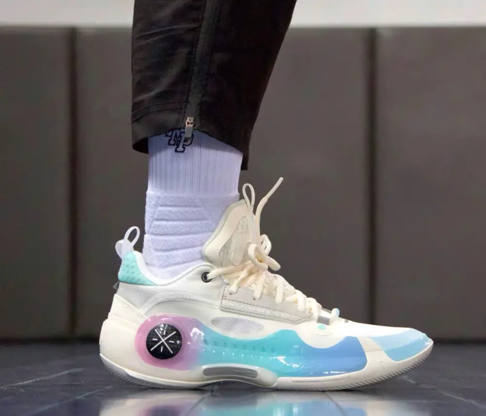 Alternative view of Giày Li-Ning Way Of Wade 10 Low 'Cotton Candy' ABAS083-31