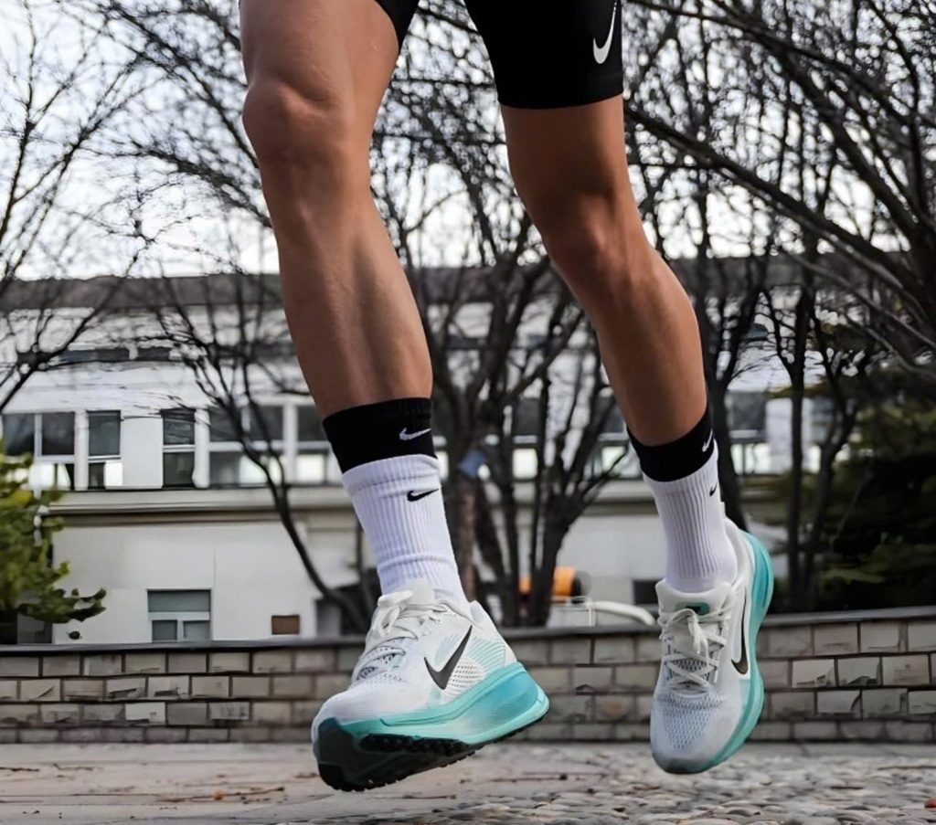 Giày Nike Vomero 18 GS ‘Dusty Cactus Geode Teal’ HQ2157-103 - Ảnh 3