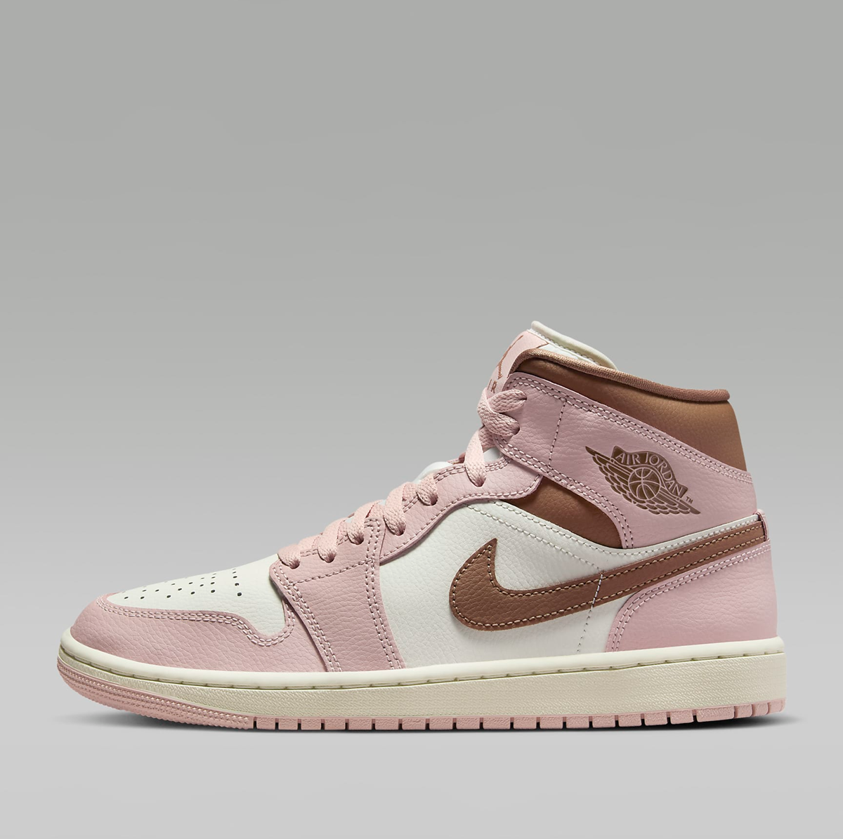 Giày Nike Air Jordan 1 Mid ‘Neapolitan’ BQ6472-620 - Ảnh 7