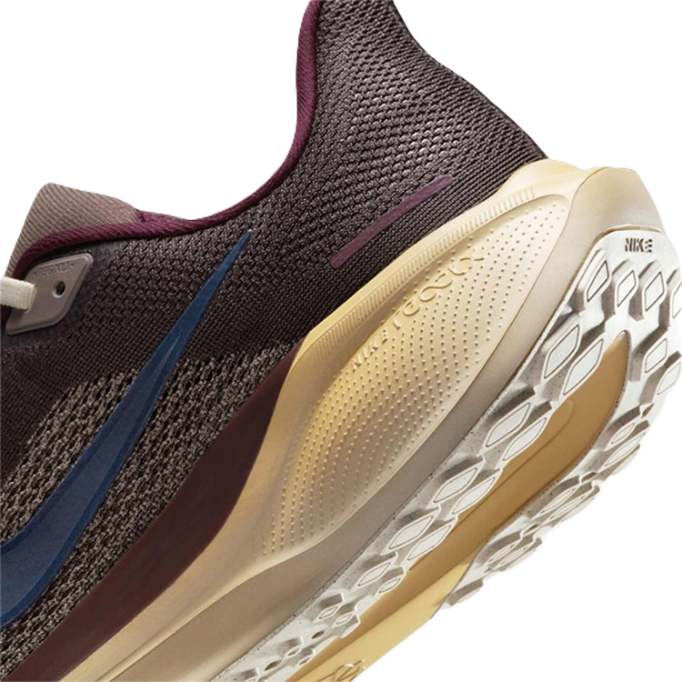 Alternative view of Giày Nike Pegasus 41 Premium ‘Cave Stone’ HV4327-299