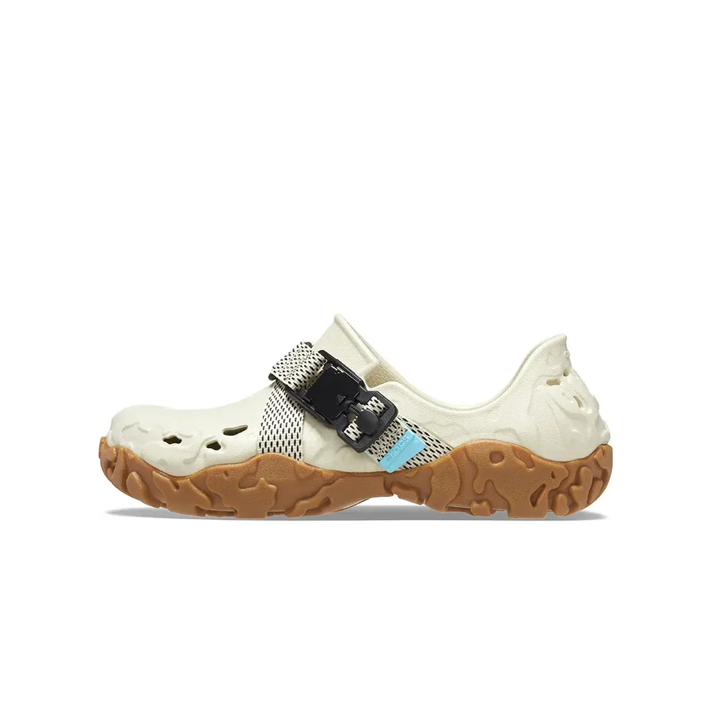 Alternative view of Dép Crocs All-Terrain Atlas ‘Bone’ 208173-2Y3