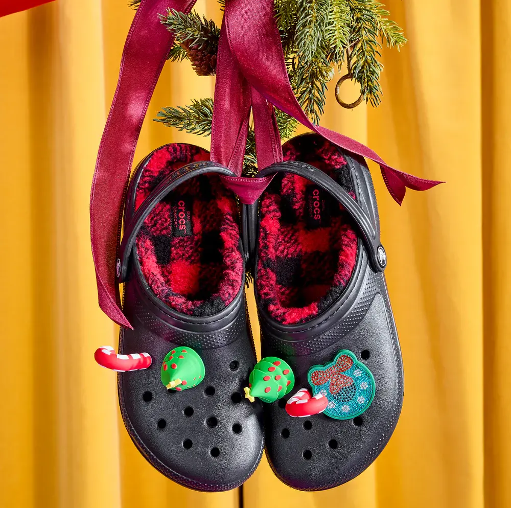 Alternative view of Dép Crocs Classic Lined Buff Check Clog ‘Black’ 210738-001