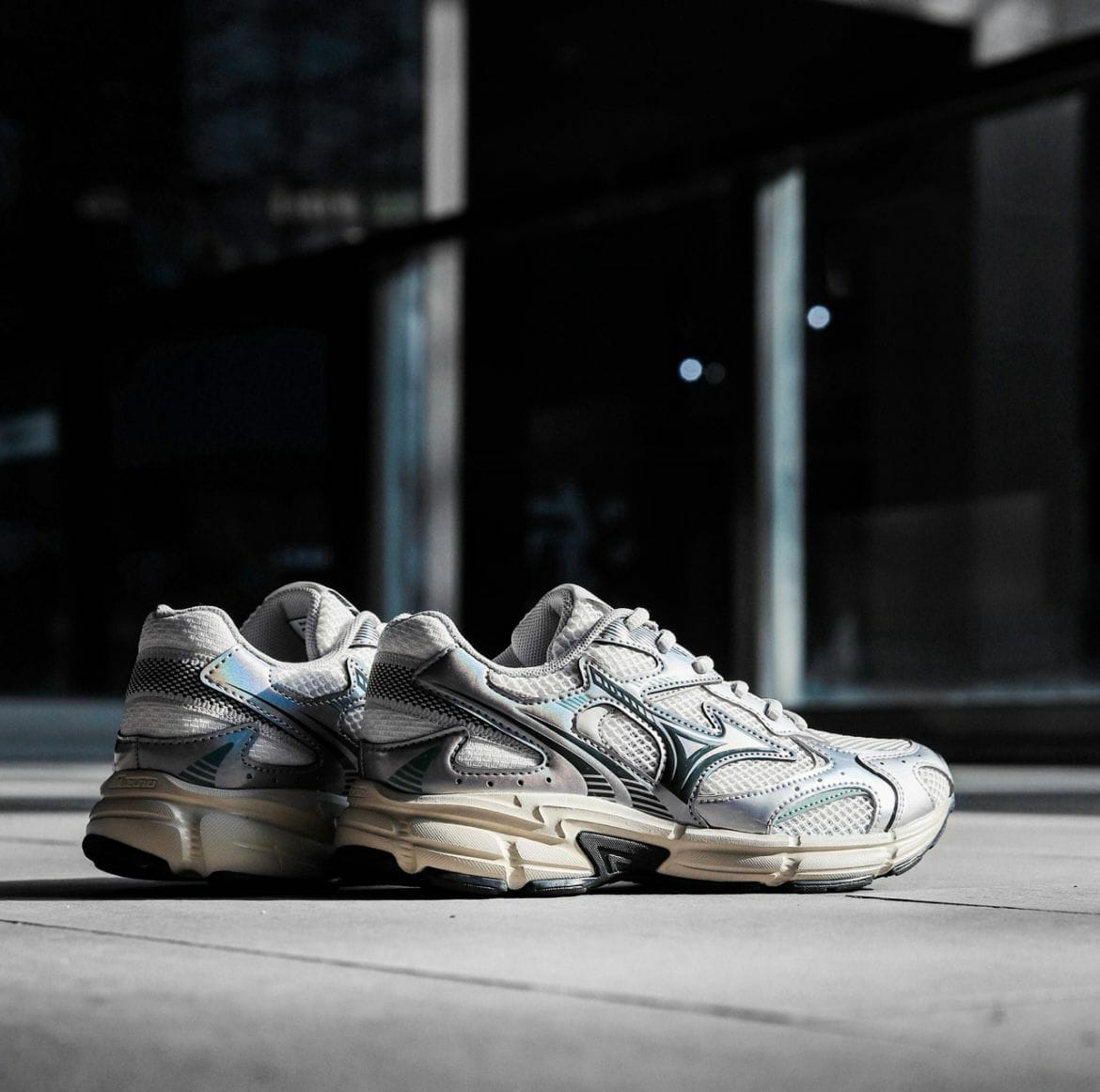 Giày Mizuno Fiyi V2 ‘Silver Cream’ D1GH241511 - Ảnh 3