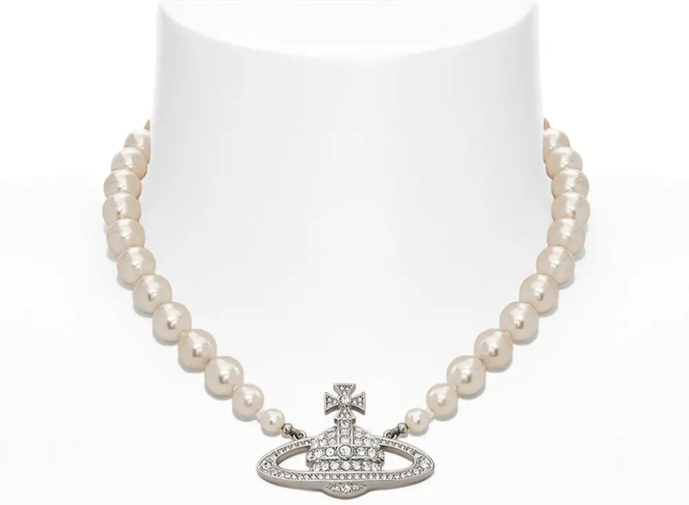 Vòng Cổ Vivienne Westwood One Row Pearl Bas Relief ‘Silver’ 63010106-02P104-CN