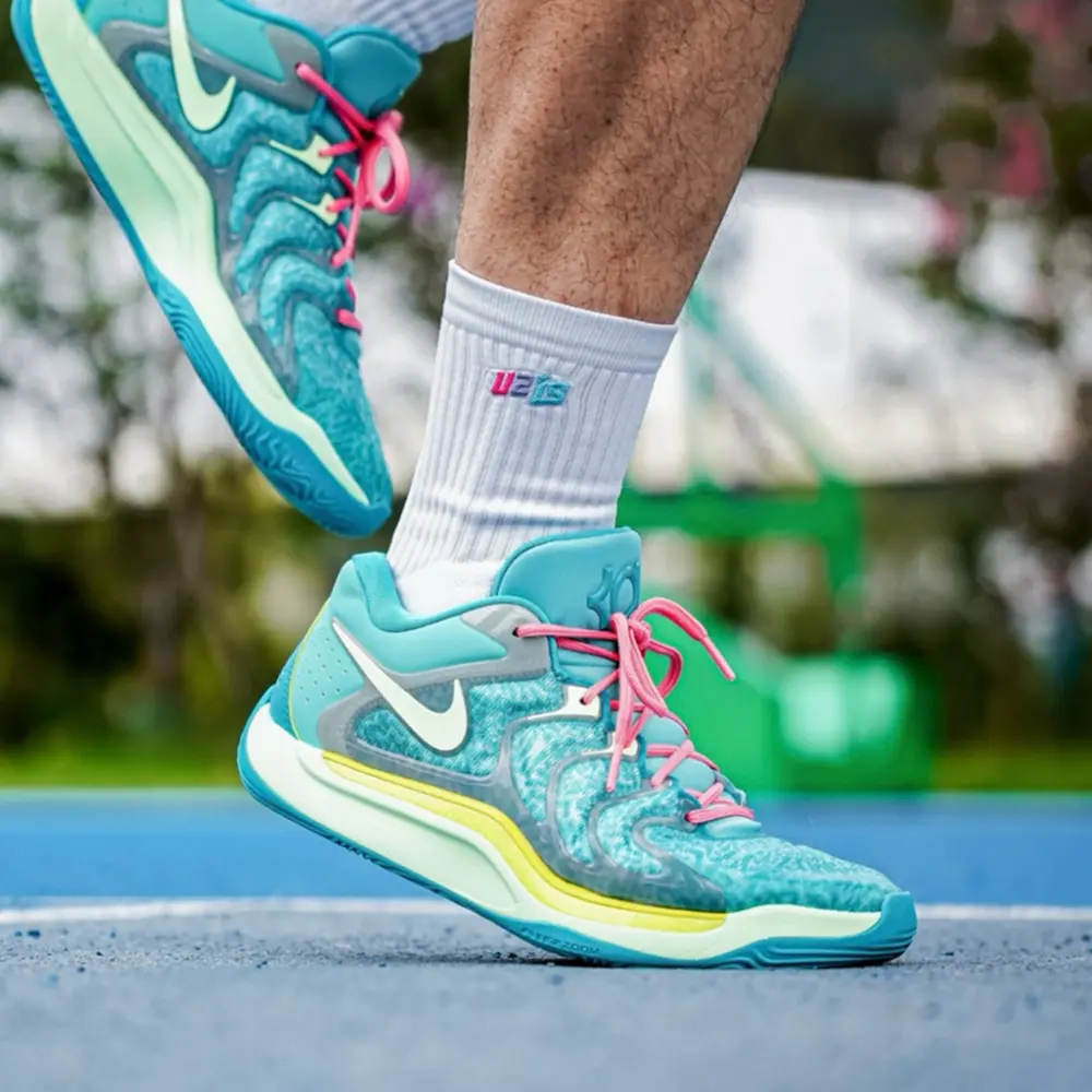 Alternative view of Giày Nike KD17 x Jonquel Jones ‘Bahamas’ HM5730-300