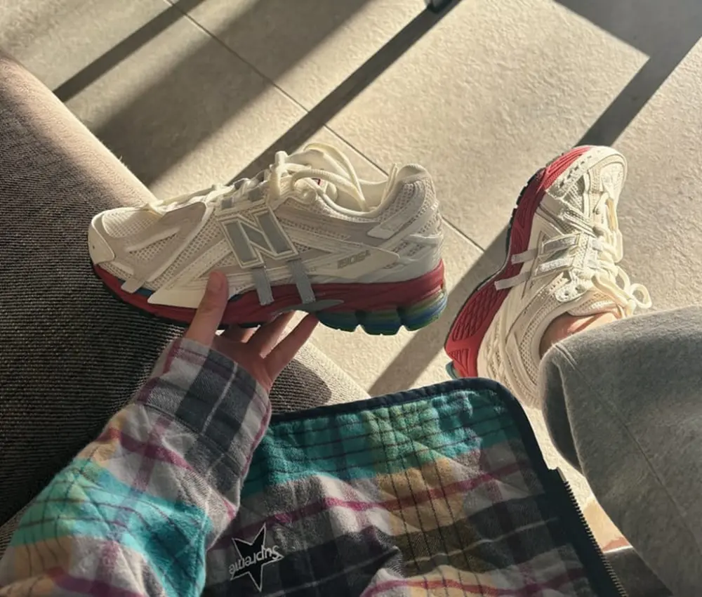 Alternative view of Giày New Balance 1906A ‘Sea Salt Astro Dust’ M1906AB
