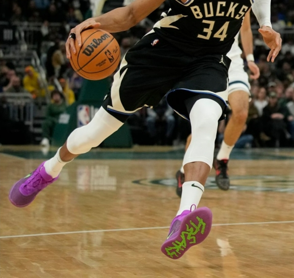 Alternative view of Giày Nike Giannis Zoom Freak 6 GS ‘Scorer’s Aura’ FQ7378-500