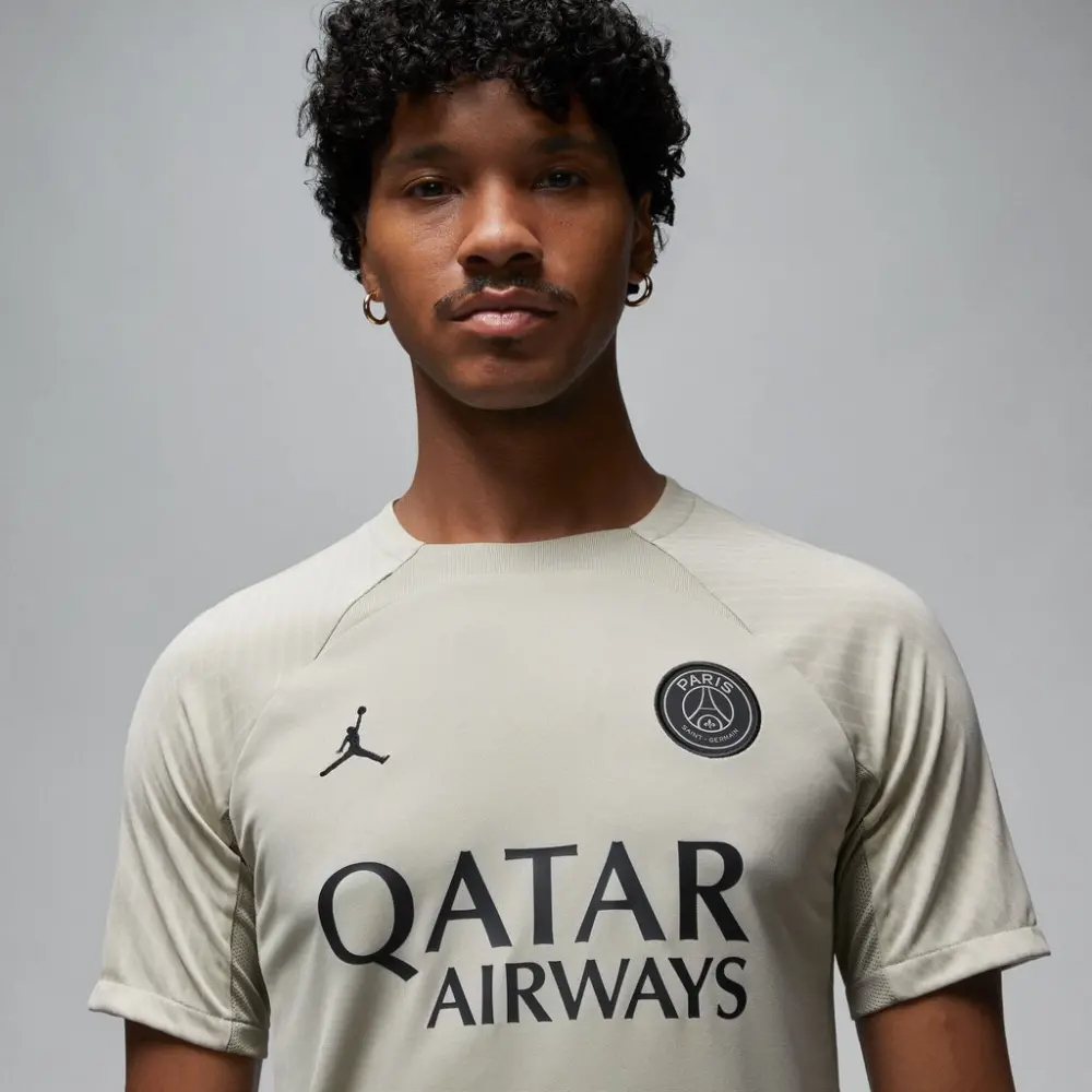 Alternative view of Áo Nike Air Jordan x Paris Saint-Germain Strike Third Dri-FIT ‘Grey’ DZ0786-231