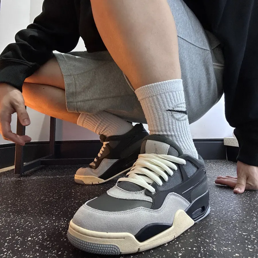 Alternative view of Giày Nike Air Jordan 4 RM ‘Iron Grey’ FQ7939-002