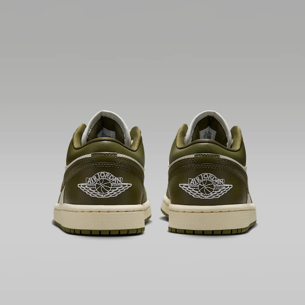 Giày Air Jordan 1 Low WMNS 'Medium Olive' DC0774-122 - Ảnh 3