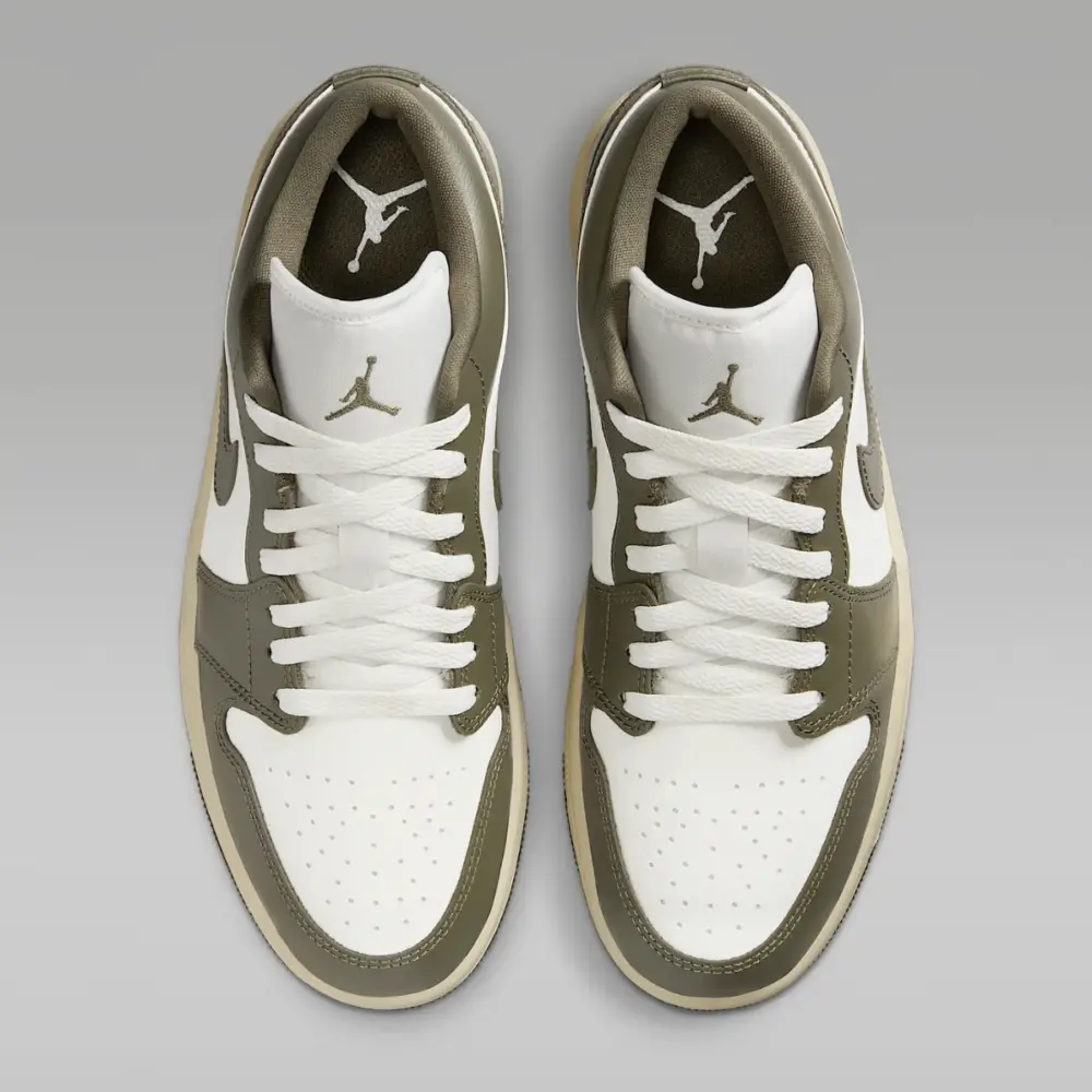 Giày Air Jordan 1 Low WMNS 'Medium Olive' DC0774-122 - Ảnh 8