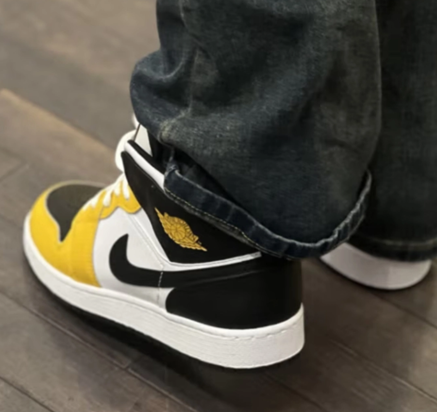 Giày Nike Air Jordan 1 Mid ‘Yellow Black White’ DQ8426-701 - Ảnh 7