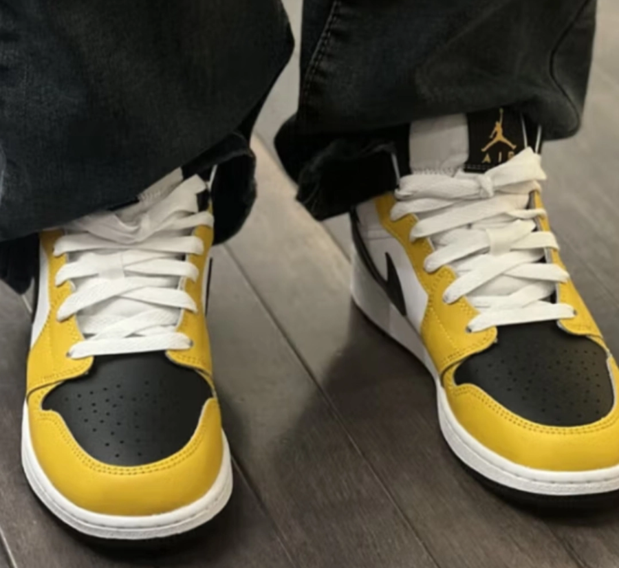 Giày Nike Air Jordan 1 Mid ‘Yellow Black White’ DQ8426-701 - Ảnh 6