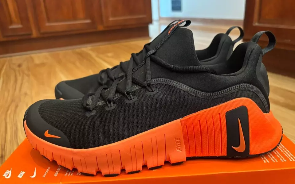 Giày Nike Free Metcon 6 ‘Black Hyper Crimson’ FJ7127-004 - Ảnh 4