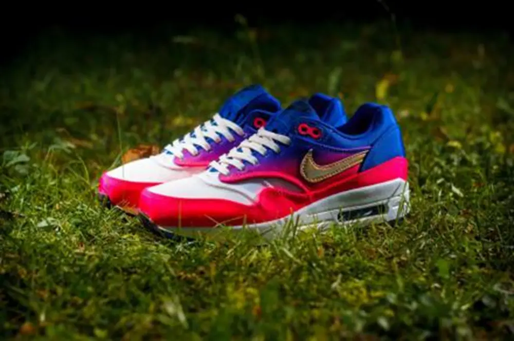 Alternative view of Giày Nike Air Max 1 'Magista Pack Hyper Punch' 454746-105